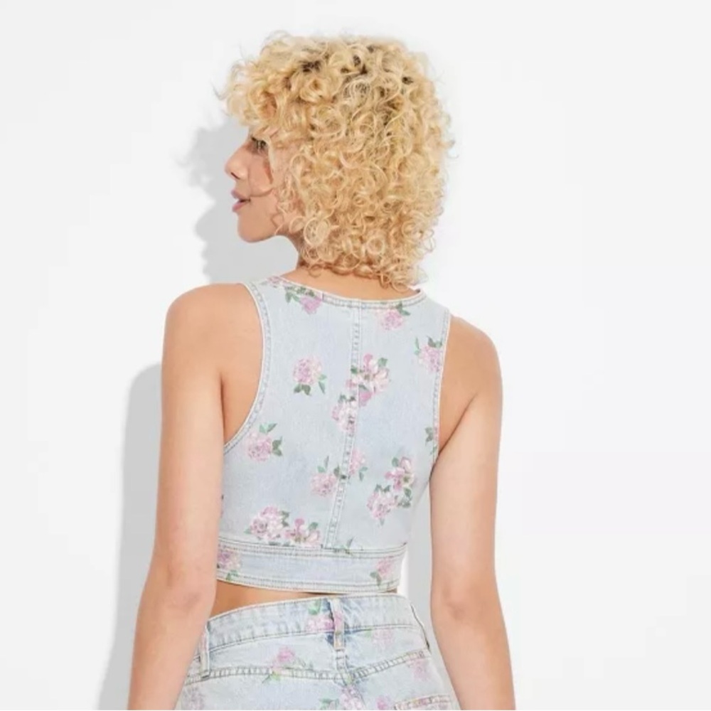 Women's Cropped Denim Vest - Picture 2 of 6
